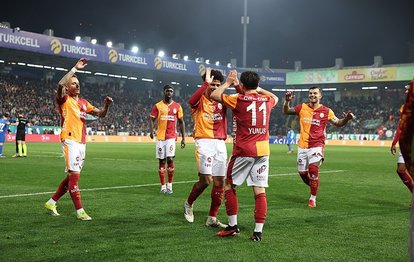 "Galatasaray'da Noa Lang Rüzgarı: Forma Yarışı Performansı Artırıyor!"
